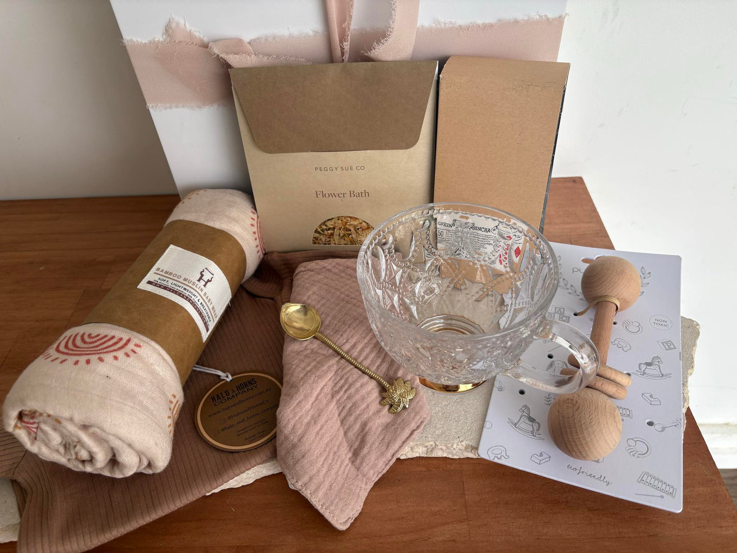 Gender Neutral Mum & Bub Hamper